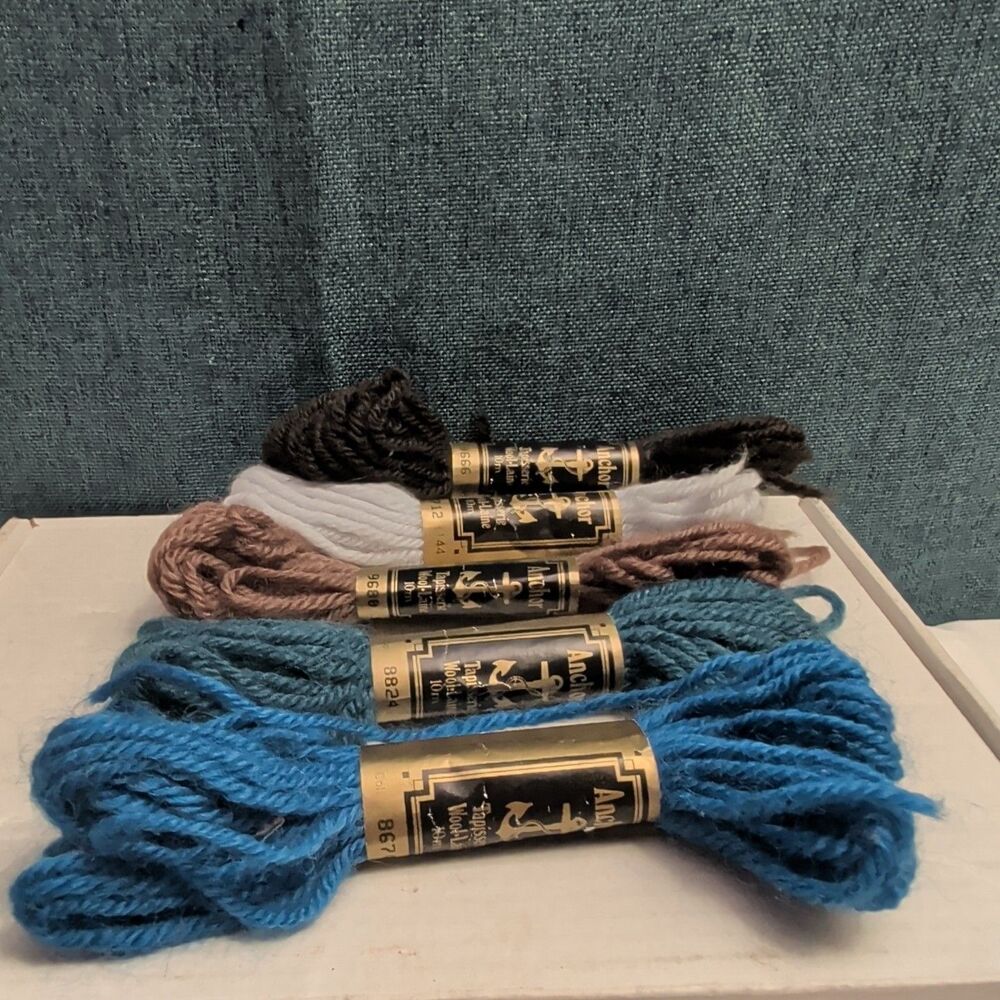 Anchor Tapisserie 100% Pure Wool Yarn 5 Skeins 10M Vintage Destash Misc Colors - Picture 13 of 16